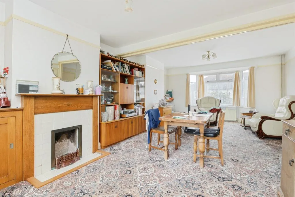 3 bed Semi-Detached
