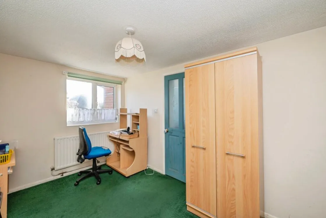 3 bed Semi-Detached Bungalow
