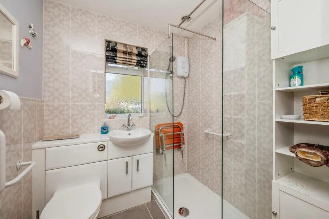 3 bed Semi-Detached Bungalow