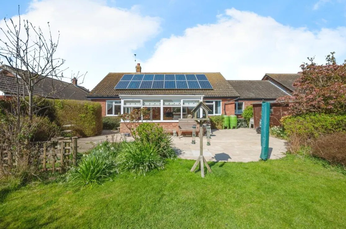 3 bed Semi-Detached Bungalow