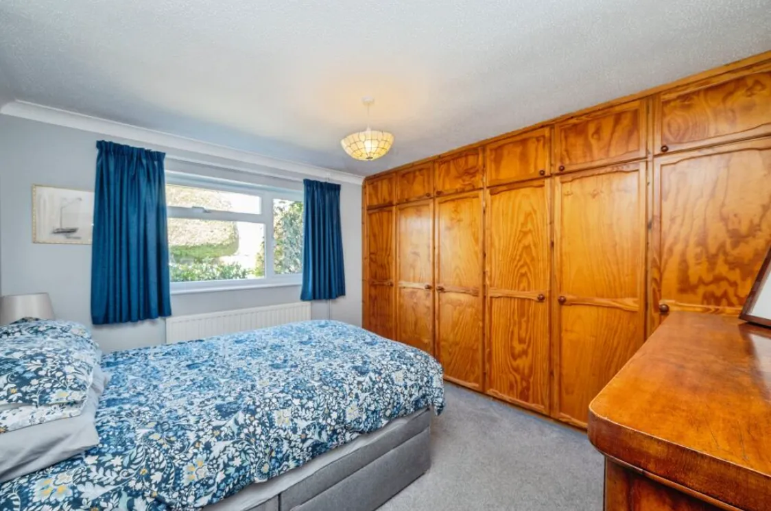 3 bed Semi-Detached Bungalow