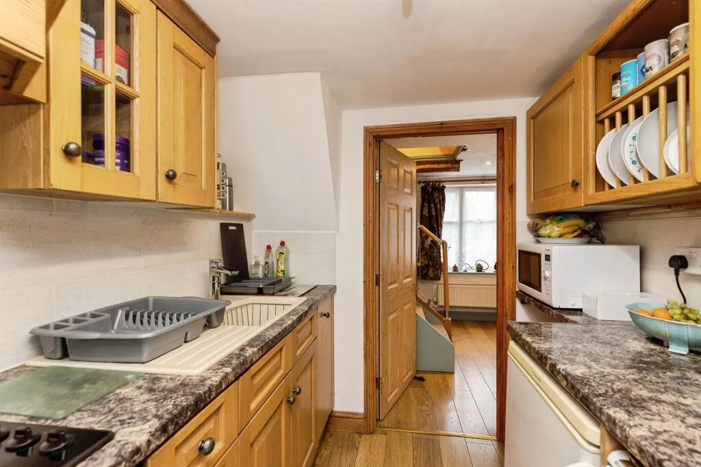 2 bed End of Terrace