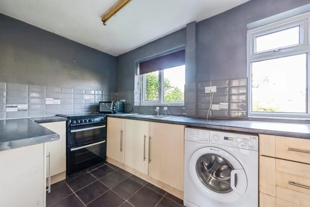 2 bed End of Terrace
