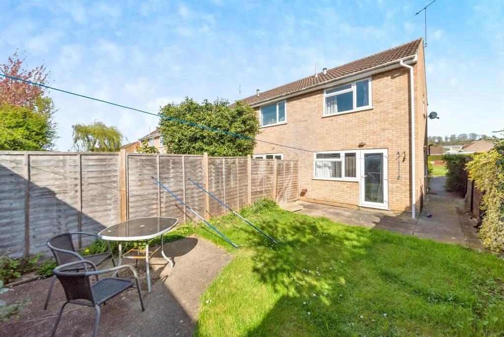 2 bed End of Terrace