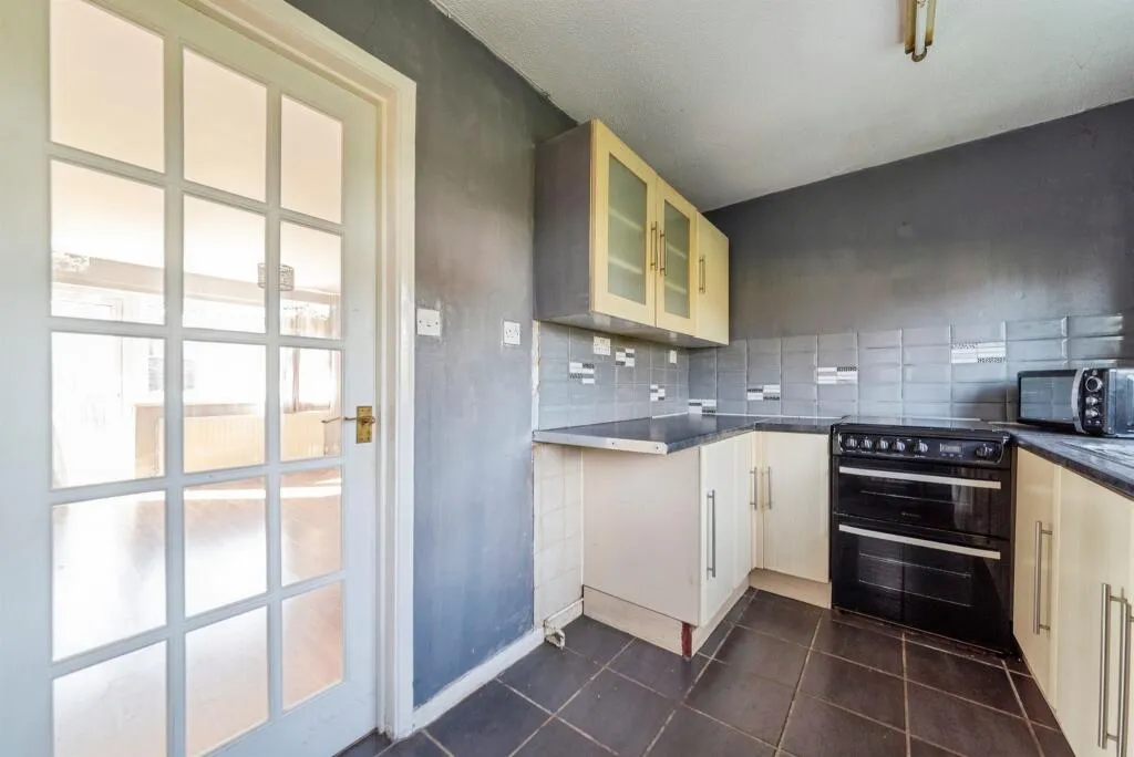 2 bed End of Terrace