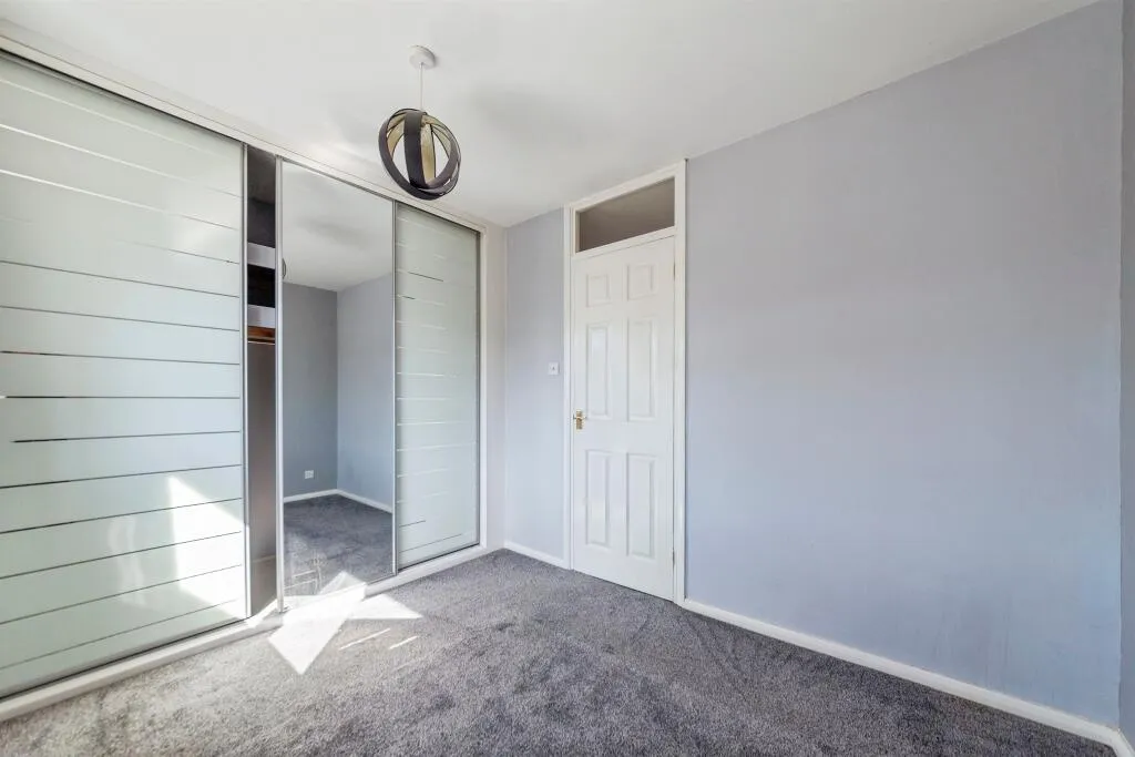 2 bed End of Terrace