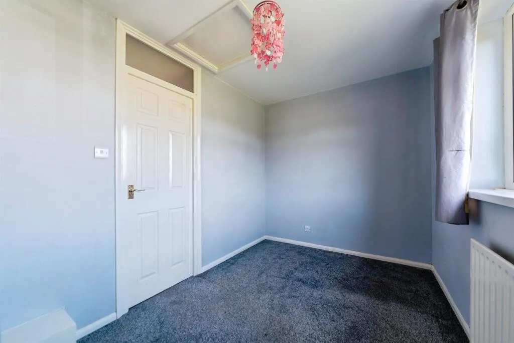 2 bed End of Terrace