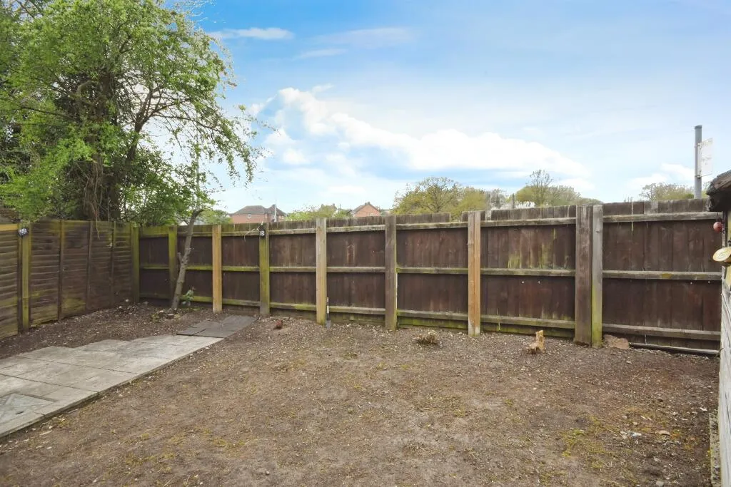 2 bed End of Terrace