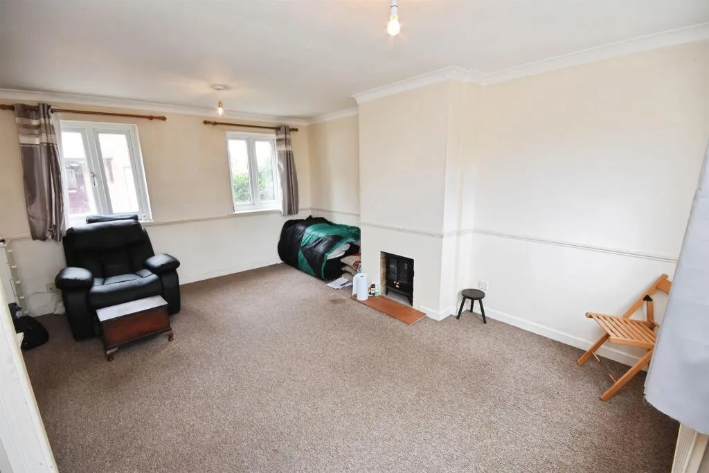 2 bed End of Terrace