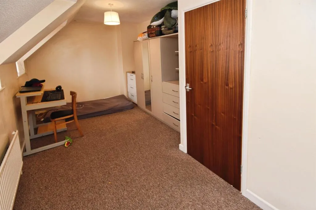 2 bed End of Terrace