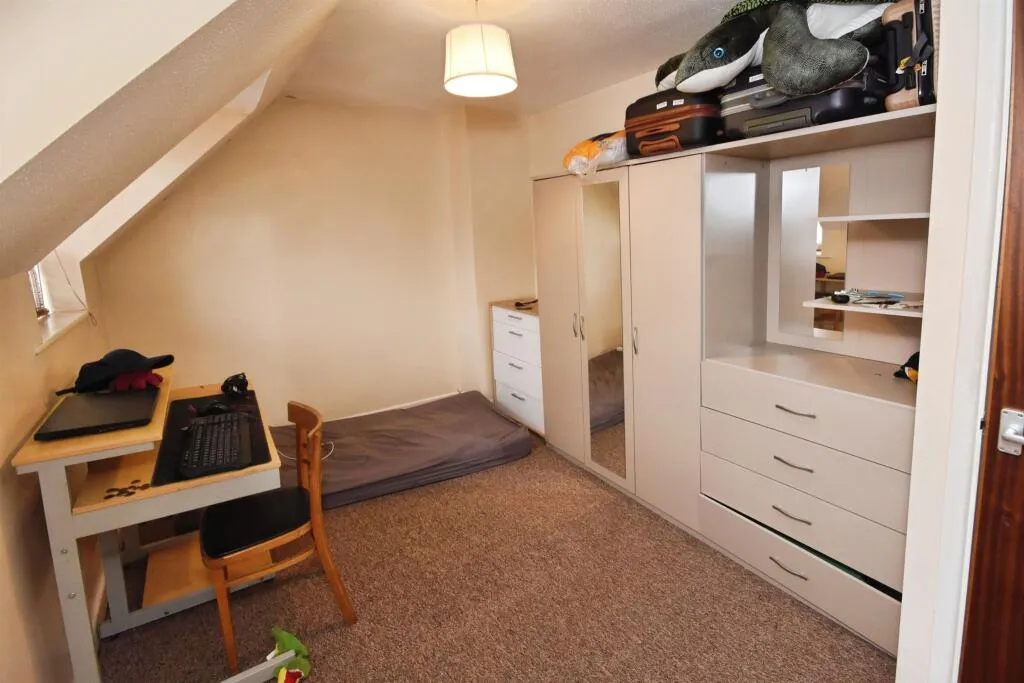 2 bed End of Terrace