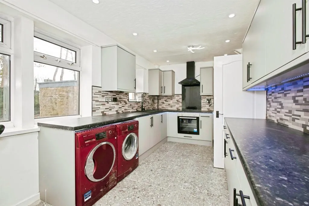 3 bed Semi-Detached