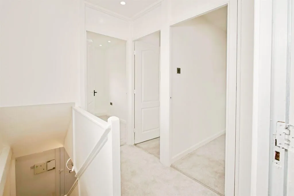 3 bed Semi-Detached