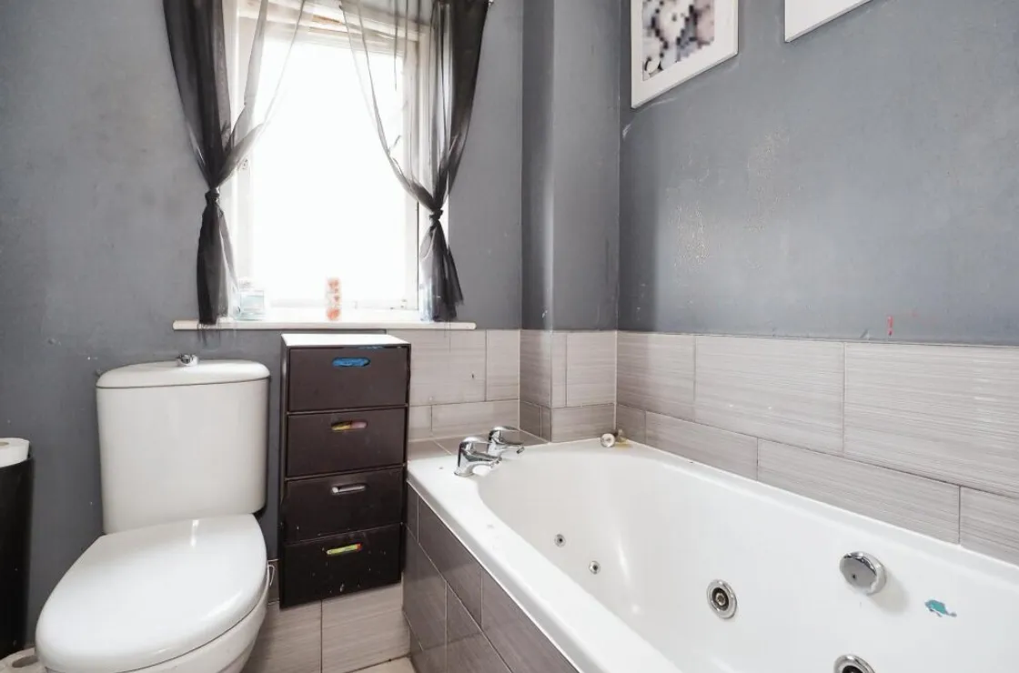 2 bed Semi-Detached