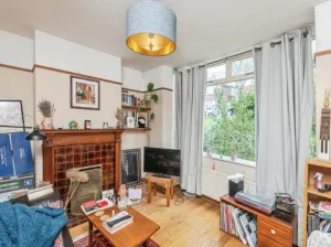 3 bed Semi-Detached