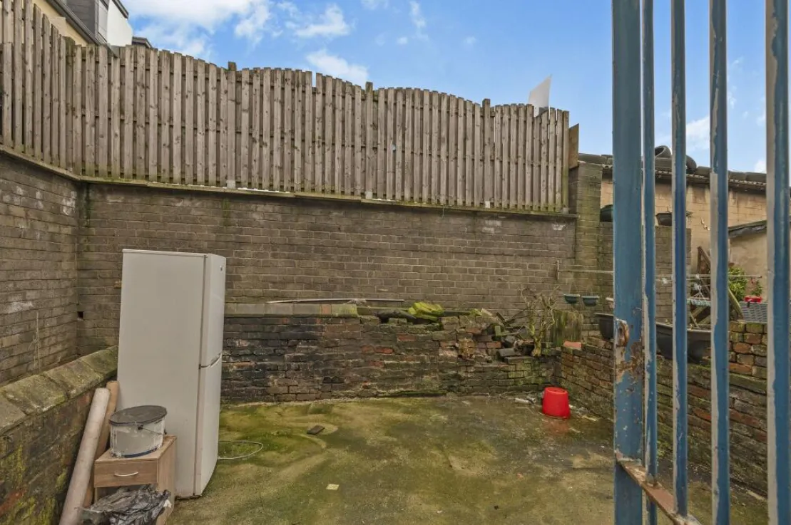 2 bed Terraced