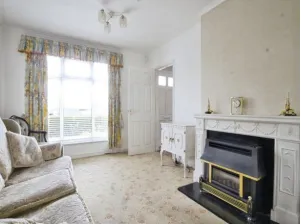 2 bed Semi-Detached