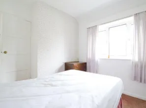 2 bed Semi-Detached
