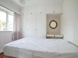 2 bed Semi-Detached