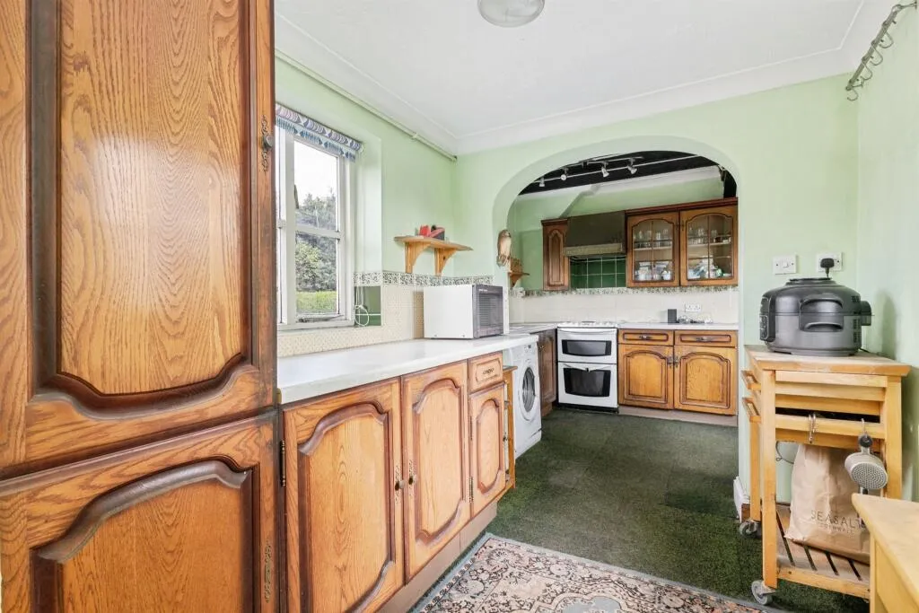 3 bed Semi-Detached