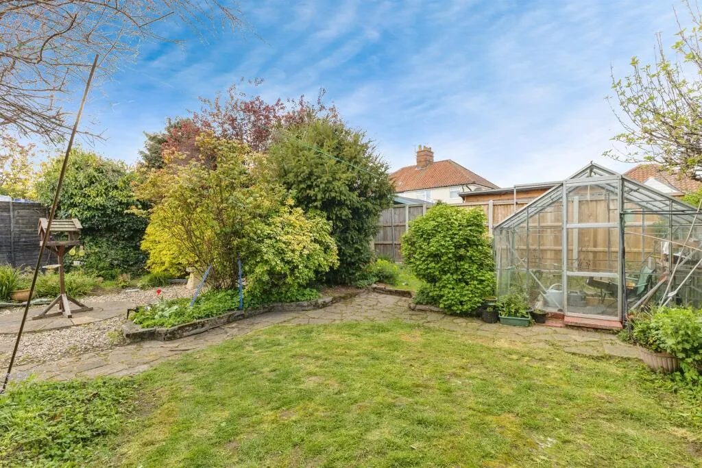 3 bed Semi-Detached