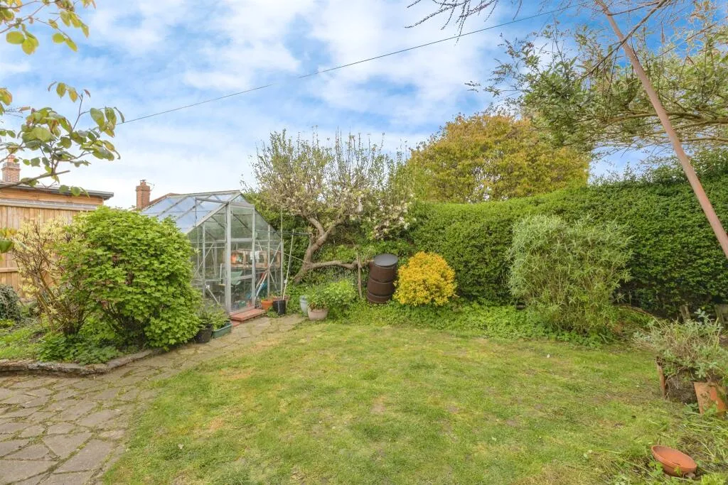 3 bed Semi-Detached