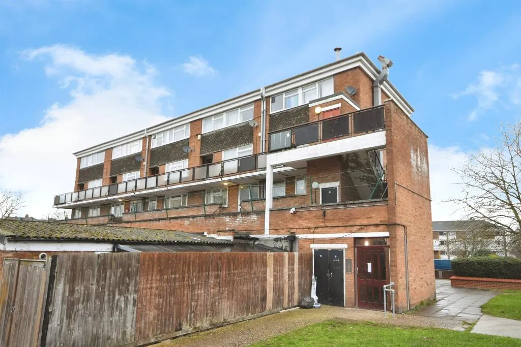 3 bed Maisonette
