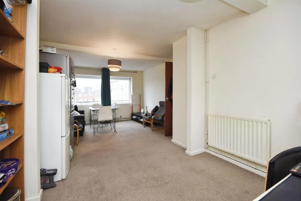 3 bed Maisonette