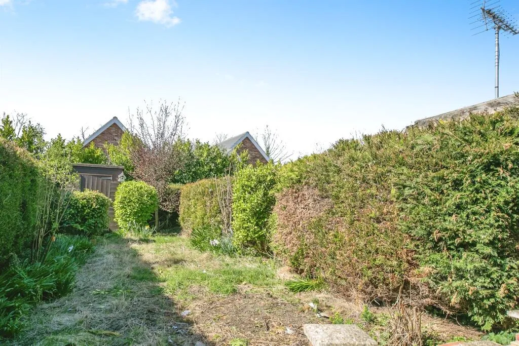 2 bed Semi-Detached Bungalow