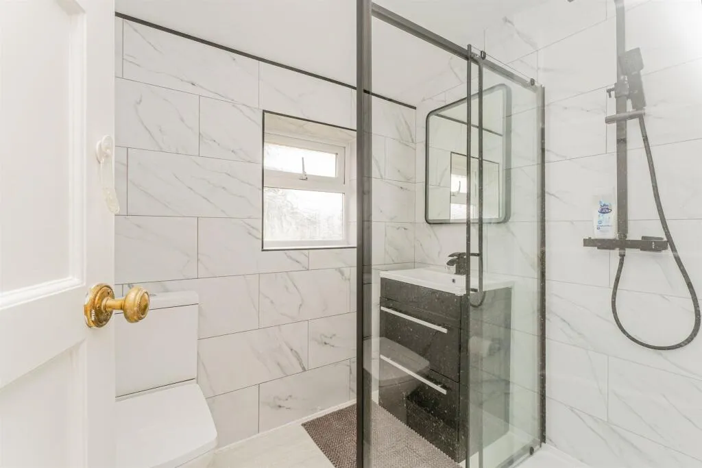 3 bed Semi-Detached