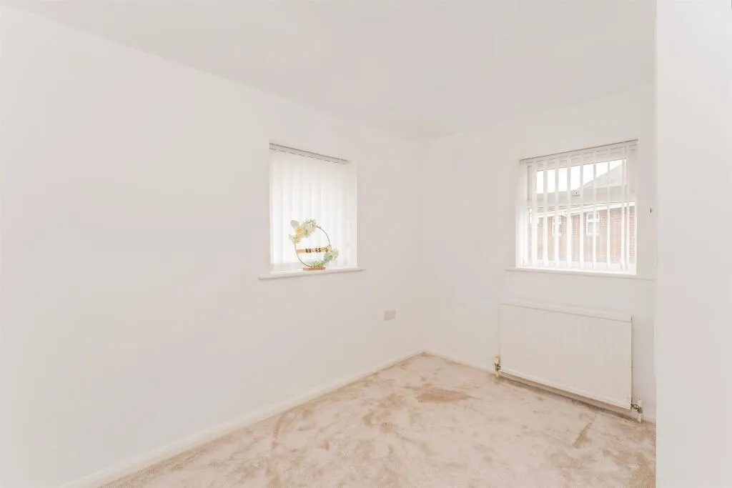 3 bed Semi-Detached