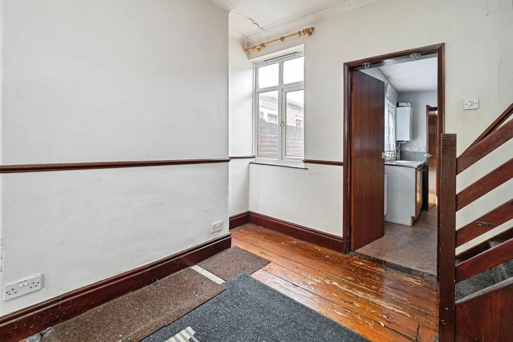 2 bed Terraced