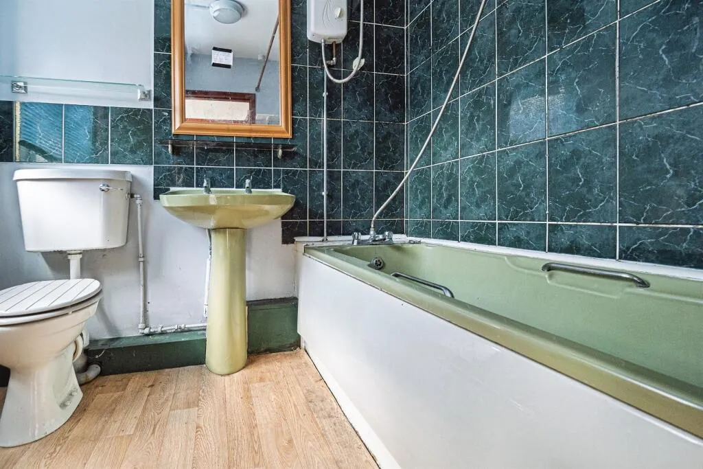 2 bed Terraced