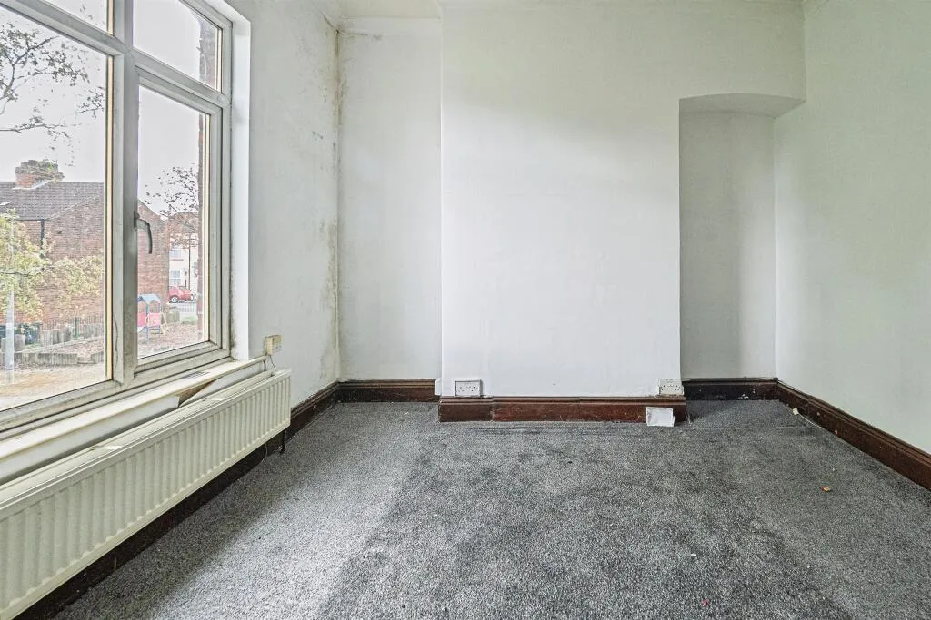 2 bed Terraced