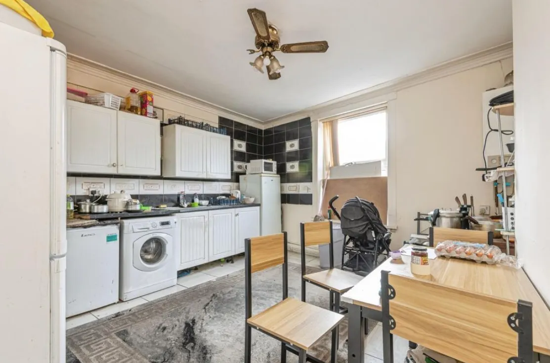 6 bed End of Terrace