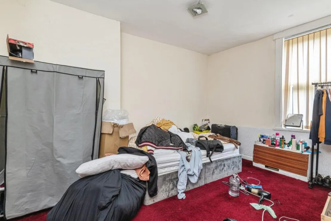 6 bed End of Terrace