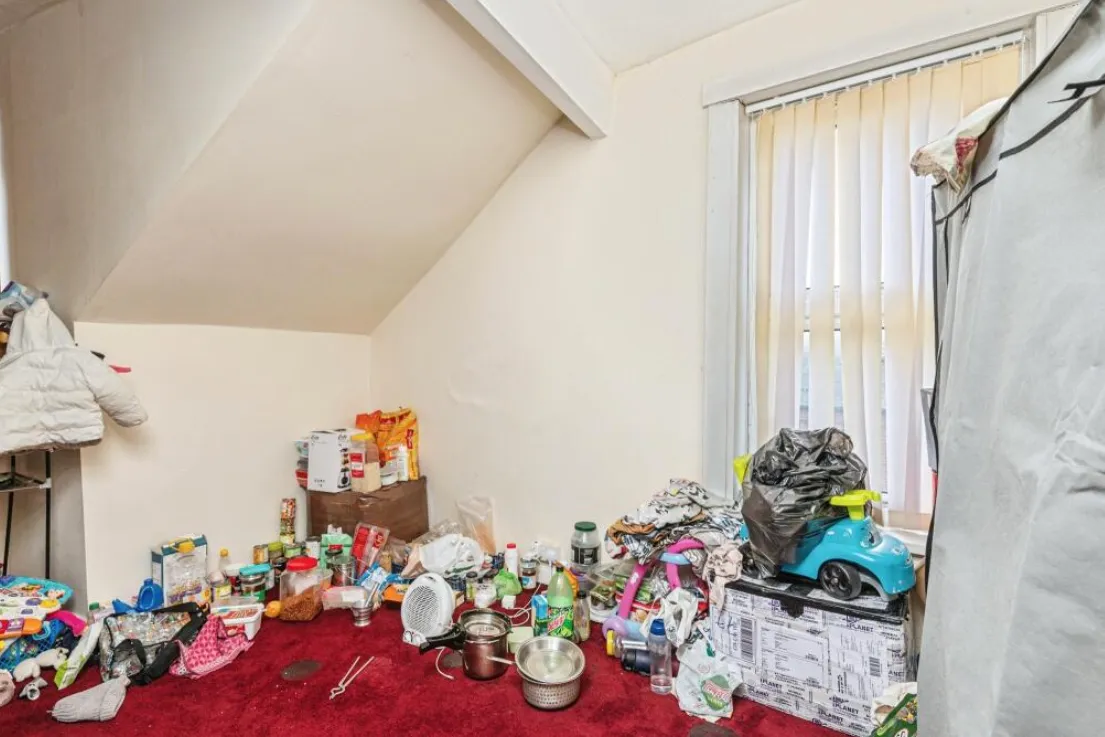 6 bed End of Terrace