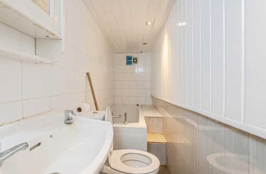 6 bed End of Terrace