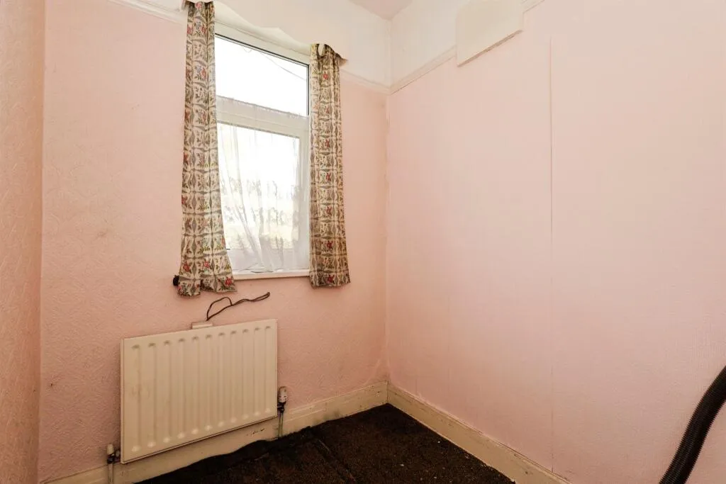 3 bed Semi-Detached