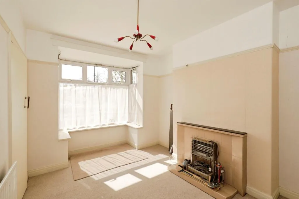 3 bed Semi-Detached
