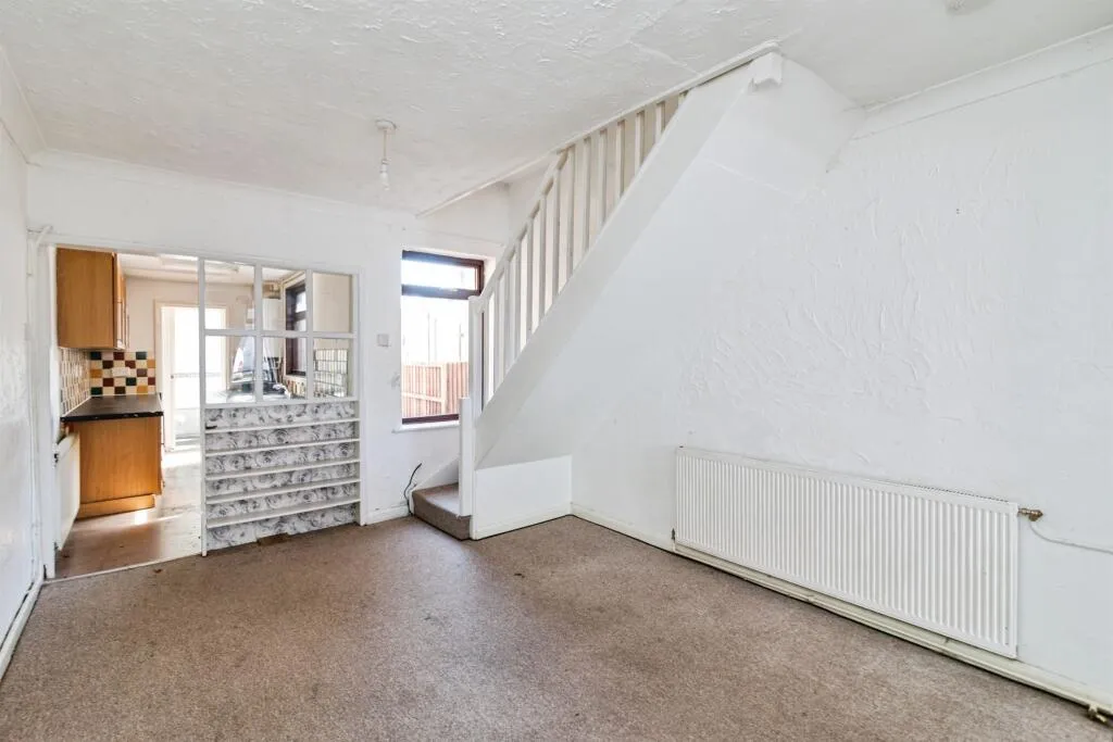 3 bed Terraced