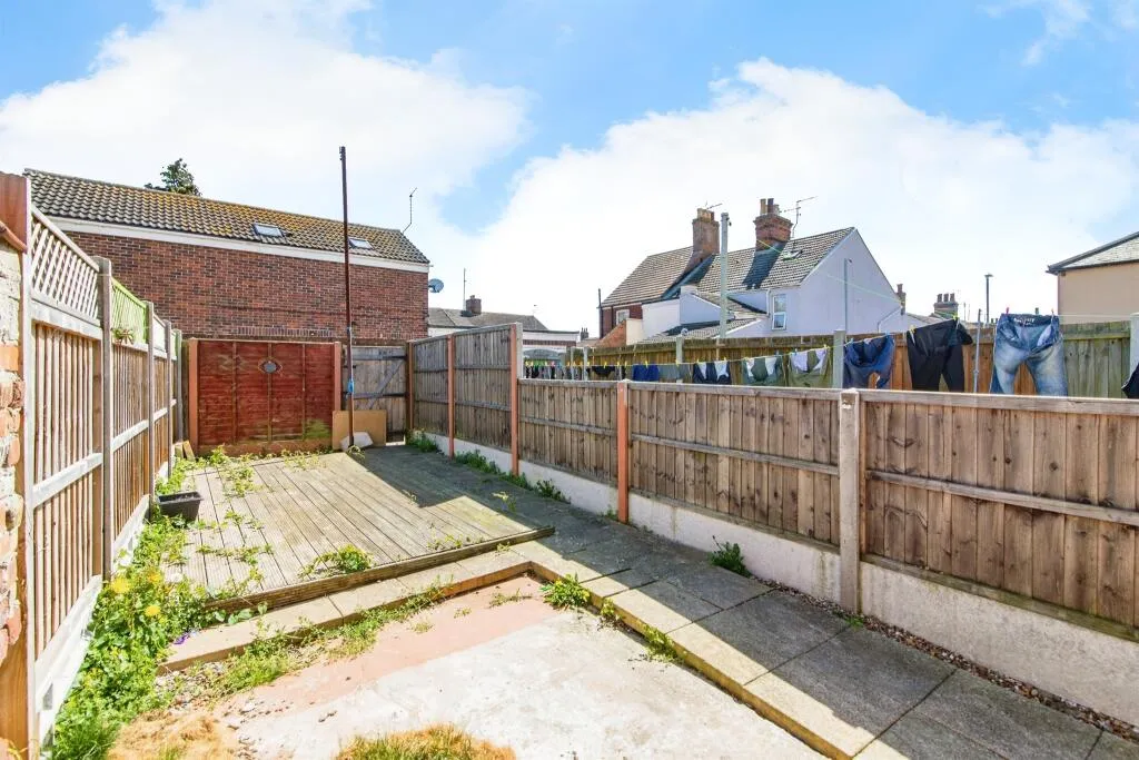 3 bed Terraced