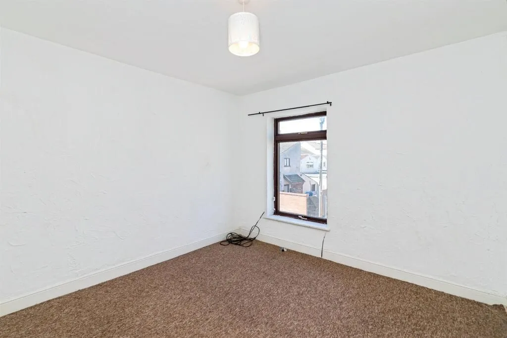3 bed Terraced