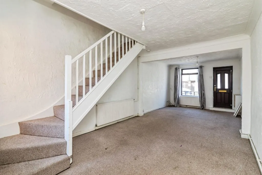 3 bed Terraced