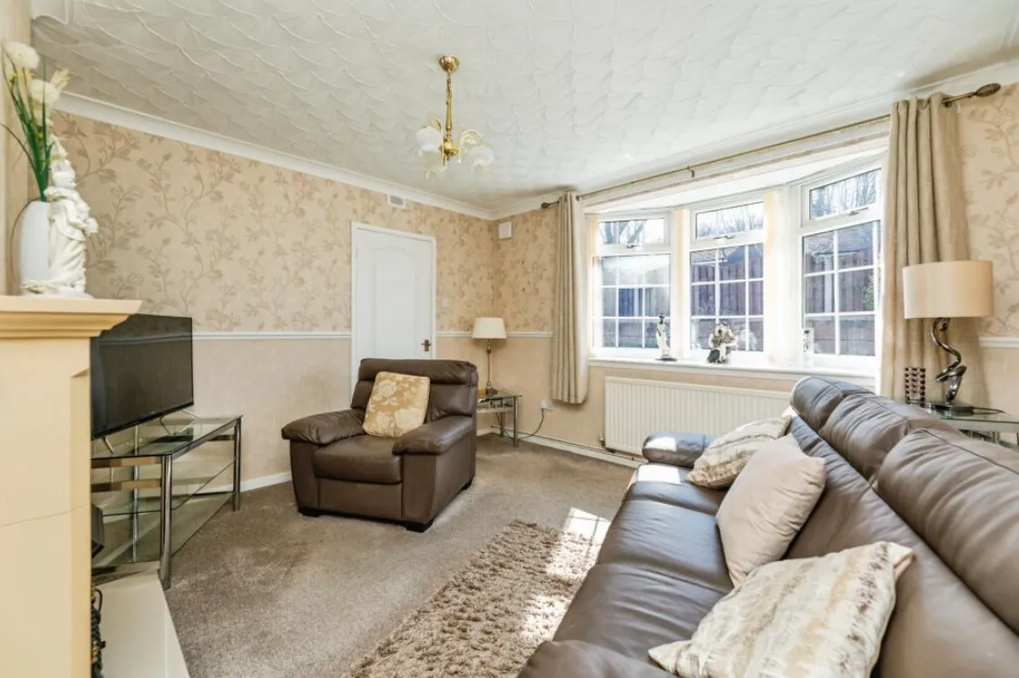 3 bed Semi-Detached