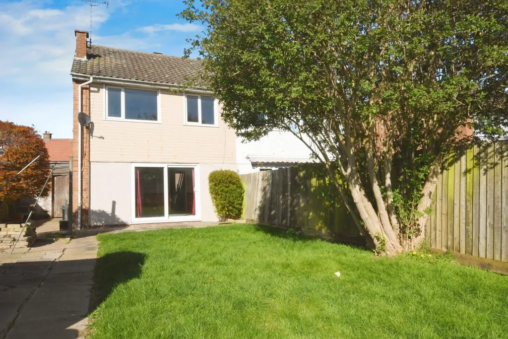 3 bed Semi-Detached