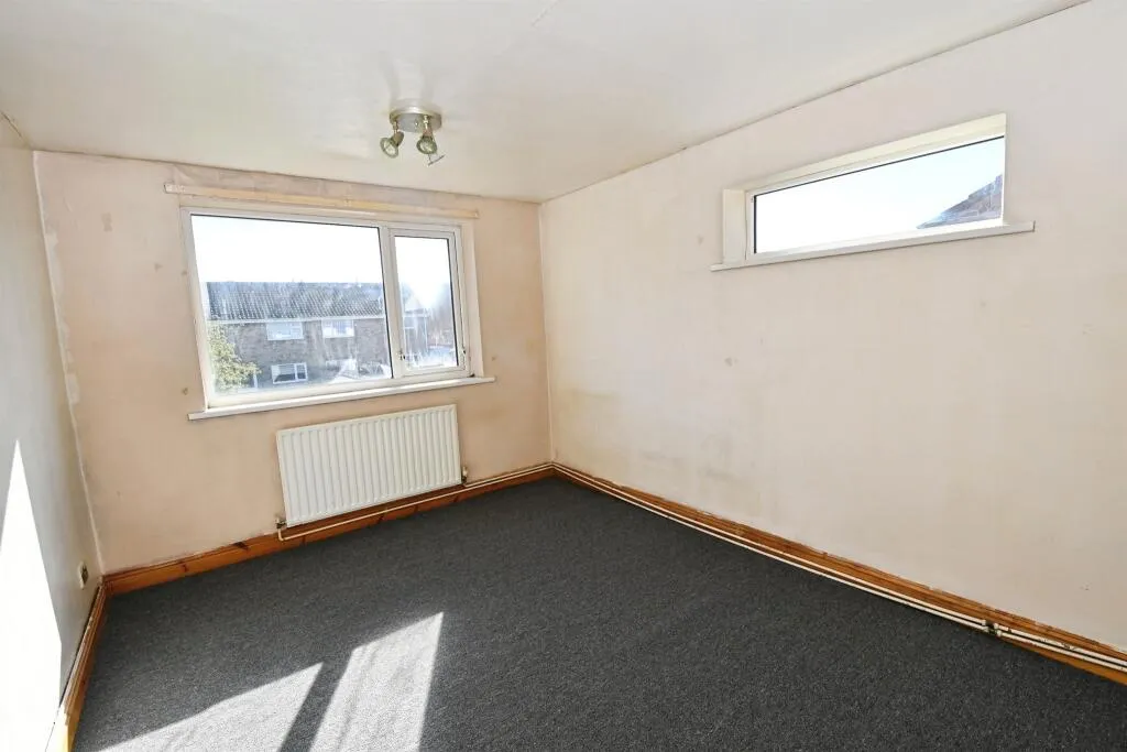 3 bed Semi-Detached