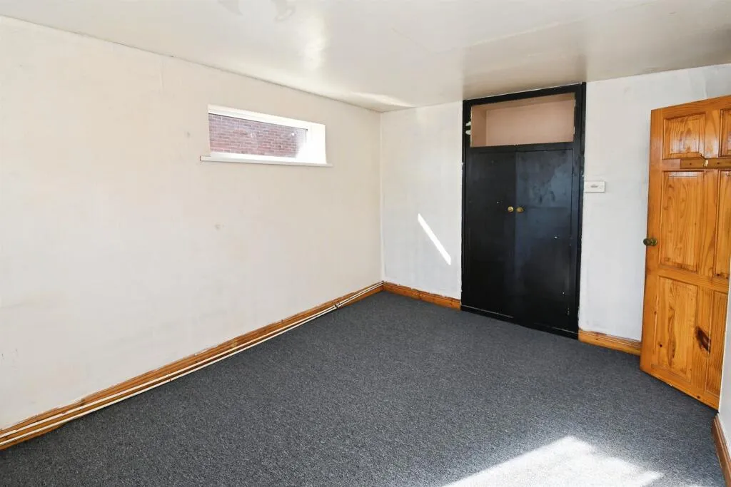 3 bed Semi-Detached