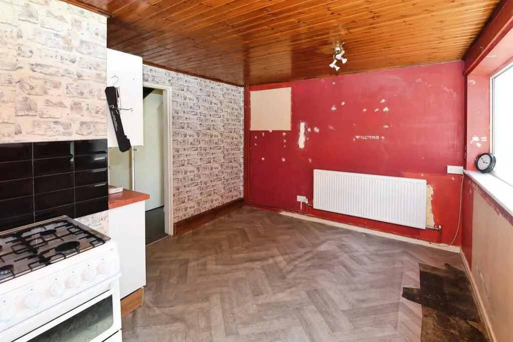 3 bed Semi-Detached