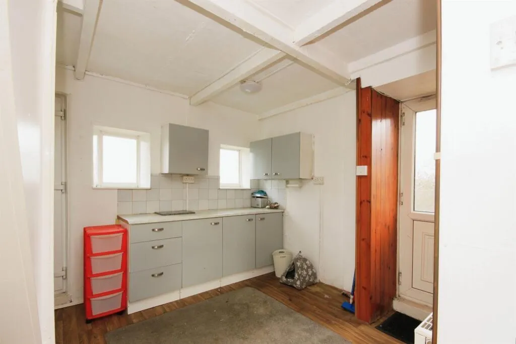 3 bed Semi-Detached
